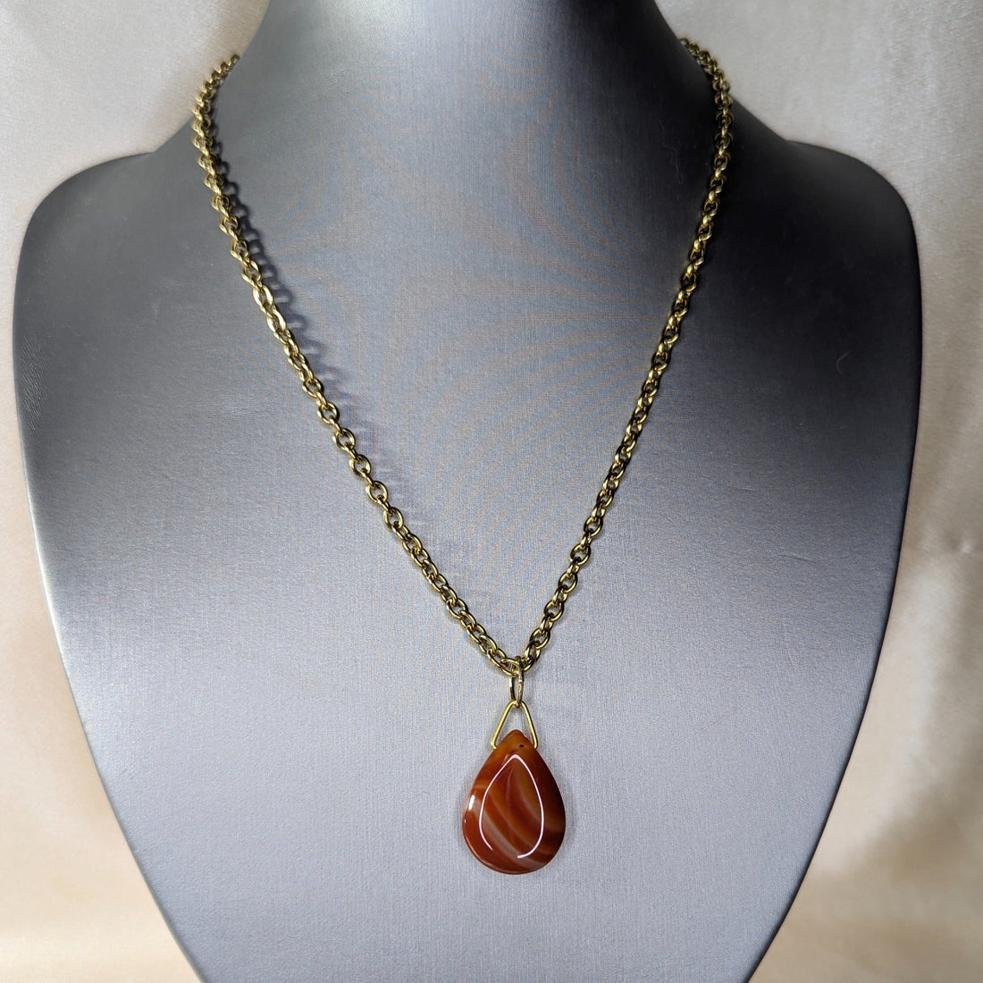 Carnelian Dew Drop