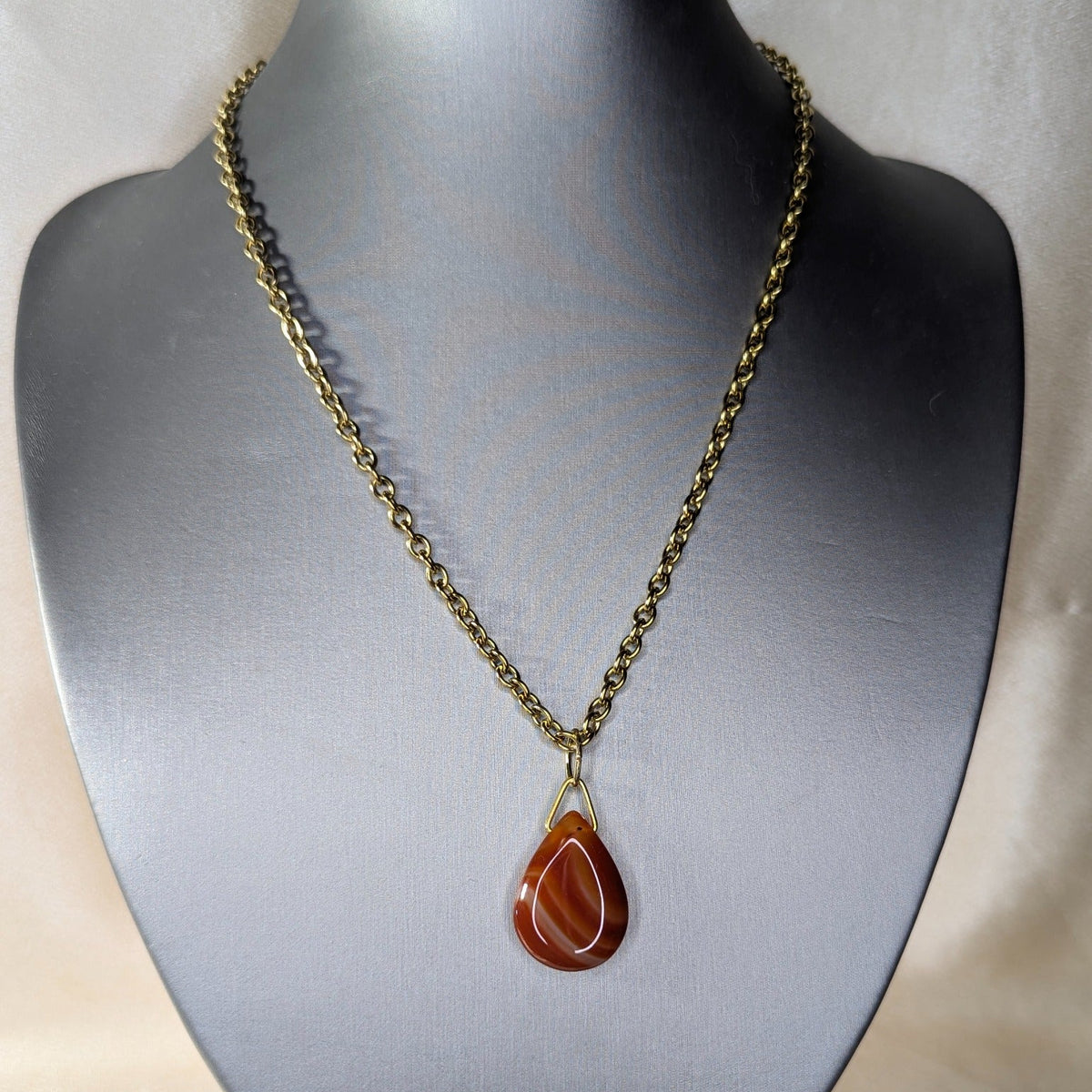 Carnelian Dew Drop